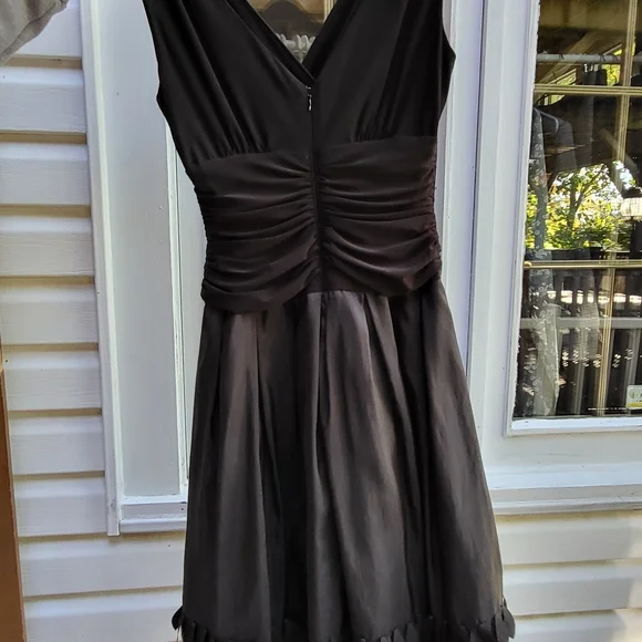 Chic Little Black Dress - Picture 3 of 5